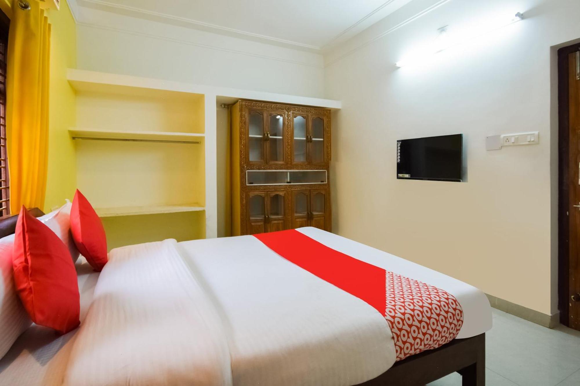 Hotel O Mks Inn Бхубанешвар Екстериор снимка